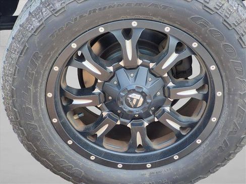 Used 2015 Toyota Tundra SR w/ Tow Package RWD image 16