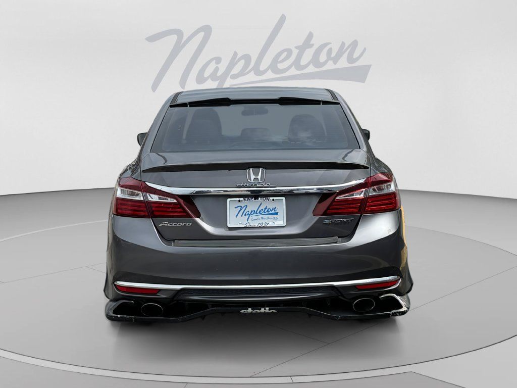 Used 2016 Honda Accord Sport image 4