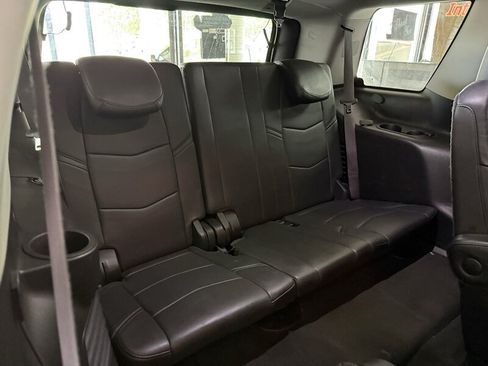 Used 2015 Cadillac Escalade Premium AWD/4WD image 34