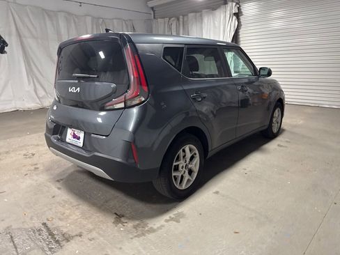 Used 2024 Kia Soul LX w/ Option Group 015 image 7