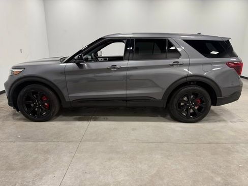 Certified 2021 Ford Explorer ST w/ Equipment Group 401A image 8