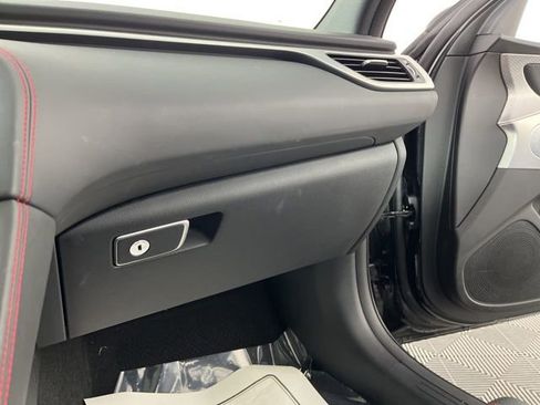 Used 2023 Genesis G70 3.3T w/ Sport Advanced Package image 39