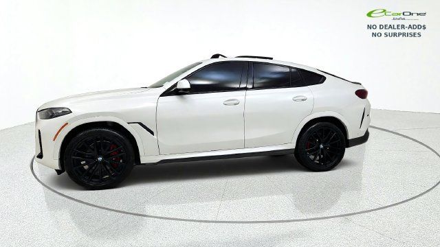 Used 2024 BMW X6 xDrive40i w/ M Sport Professional Package AWD/4WD image 4
