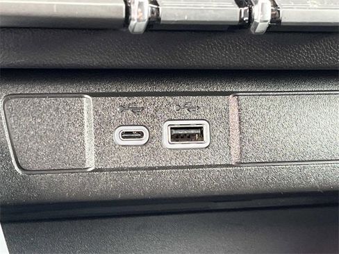 Used 2023 Chevrolet Colorado LT w/ LT Convenience Package image 29