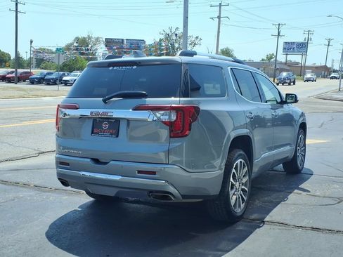 Used 2023 GMC Acadia Denali w/ Denali Technology Package FWD image 4