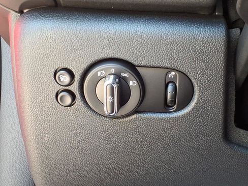 Used 2023 MINI Cooper S FWD image 15