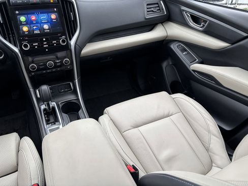 Used 2022 Subaru Ascent Limited w/ Technology Package image 24
