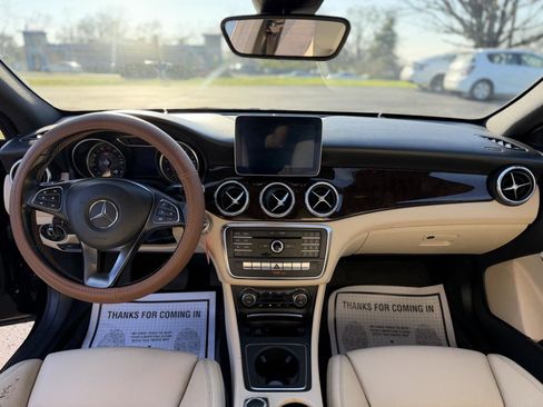 Used 2019 Mercedes-Benz CLA 250 image 11