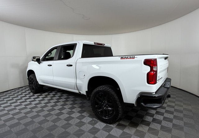 Certified 2025 Chevrolet Silverado 1500 LT Trail Boss AWD/4WD image 3