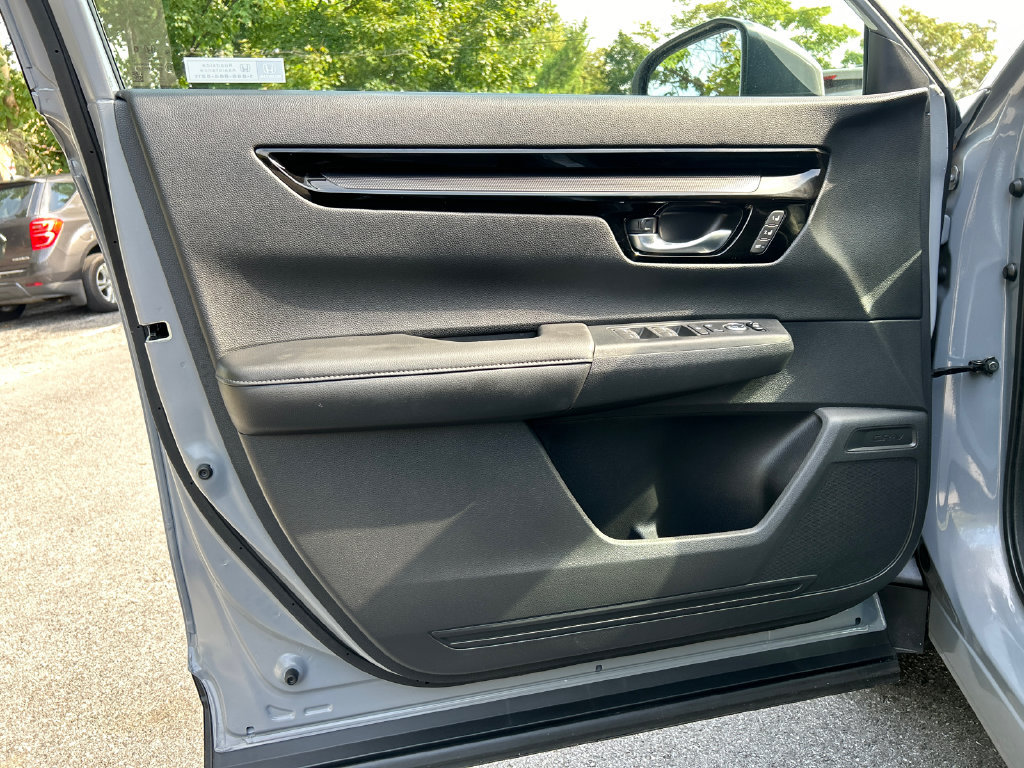 Used 2024 Honda CR-V EX-L image 9
