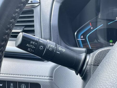 Used 2023 Honda Odyssey Touring image 28