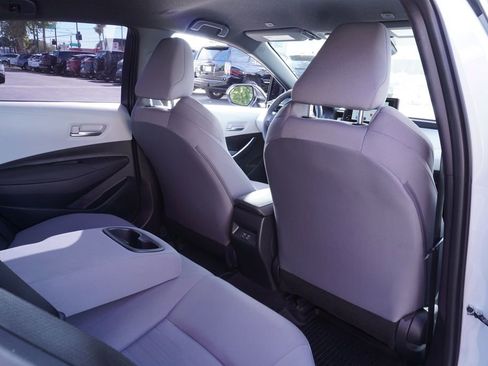 Used 2025 Toyota Corolla SE image 10