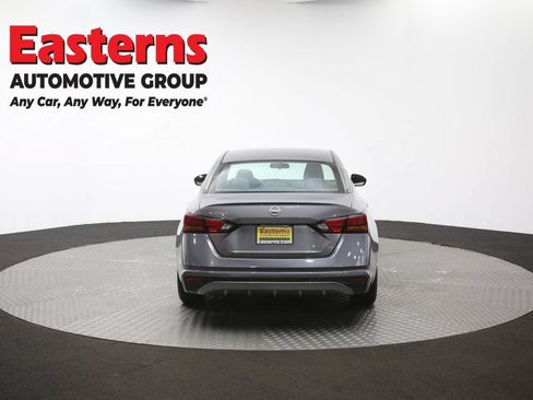 Used 2024 Nissan Altima 2.5 S FWD image 36