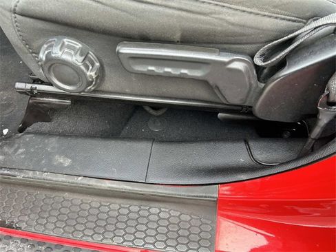 Used 2019 Jeep Wrangler Unlimited Sahara w/ Cold Weather Group image 23