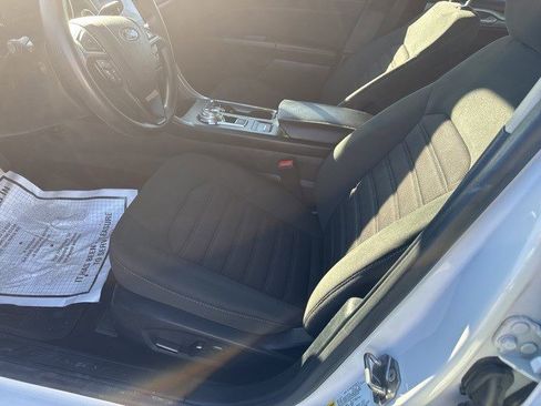 Used 2020 Ford Fusion SE image 10