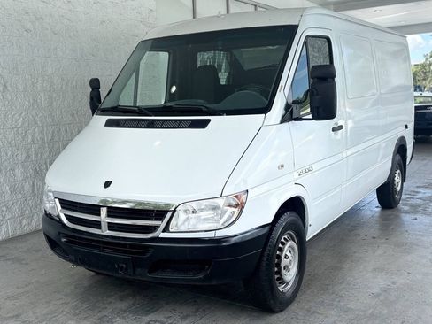 Used 2006 Dodge Sprinter 2500 w/ Window Group II RWD image 4