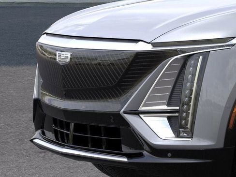 New 2026 Cadillac Lyriq Luxury image 13