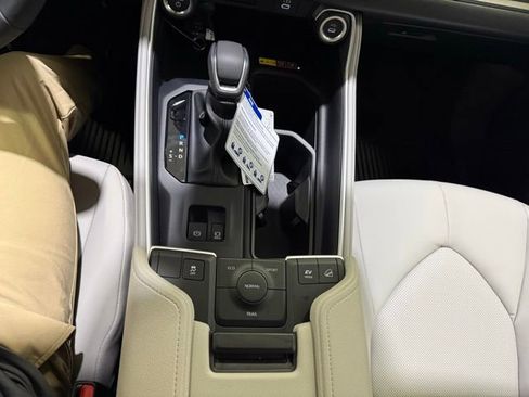 New 2026 Toyota Grand Highlander AWD Hybrid image 23