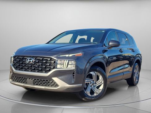 Used 2021 Hyundai Santa Fe SE image 2