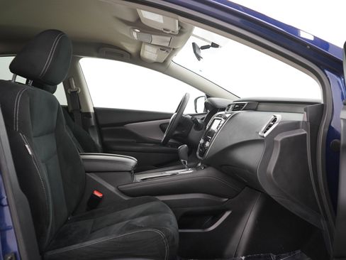 Used 2019 Nissan Murano S AWD/4WD image 11