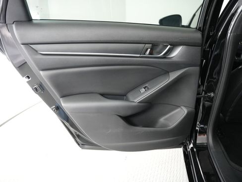 Used 2021 Honda Accord Sport image 34
