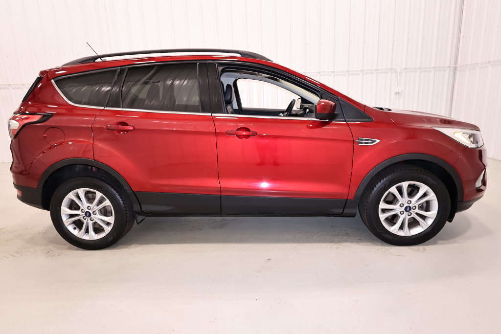 Certified 2018 Ford Escape SEL AWD/4WD image 2