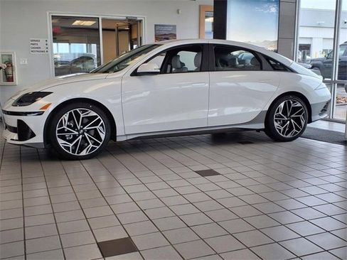 New 2025 Hyundai Ioniq 6 SEL AWD/4WD image 4