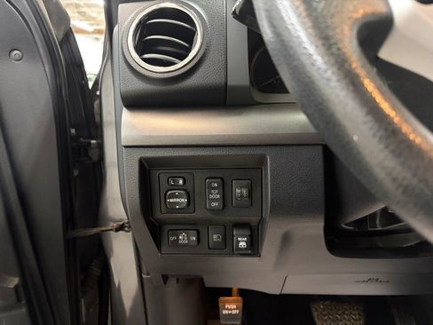 Used 2019 Toyota Tundra SR5 AWD/4WD image 14
