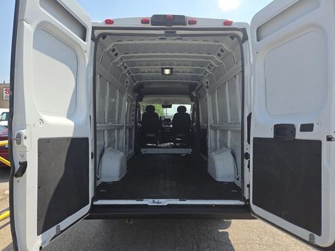 Used 2023 RAM ProMaster 3500 w/ Driver Convenience Group FWD image 14