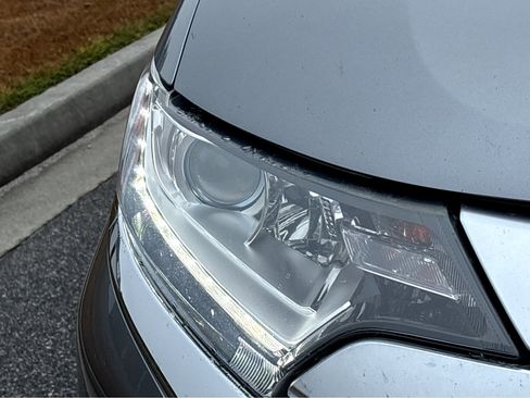 Used 2019 Mitsubishi Outlander SE image 19