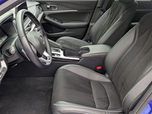 Certified 2025 Acura Integra A-Spec image 11