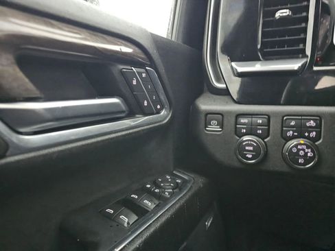 Used 2024 Chevrolet Silverado 2500 LTZ w/ LTZ Convenience Package image 33