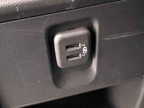 Certified 2023 Chevrolet Traverse LT w/ LPO, Floor Liner Package image 26