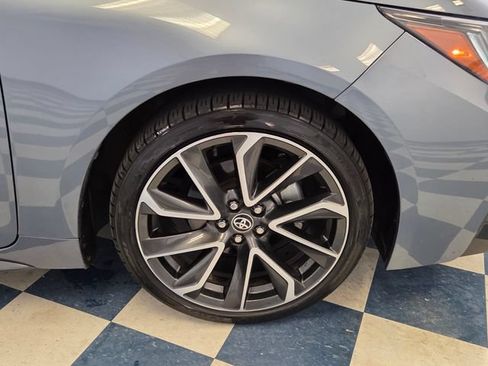 Used 2022 Toyota Corolla XSE FWD image 10