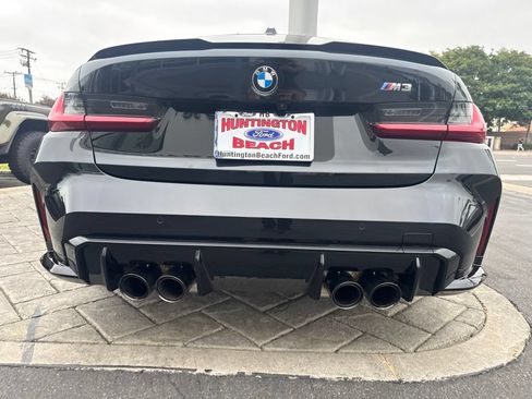 Used 2025 BMW M3 w/ Executive Package RWD image 8