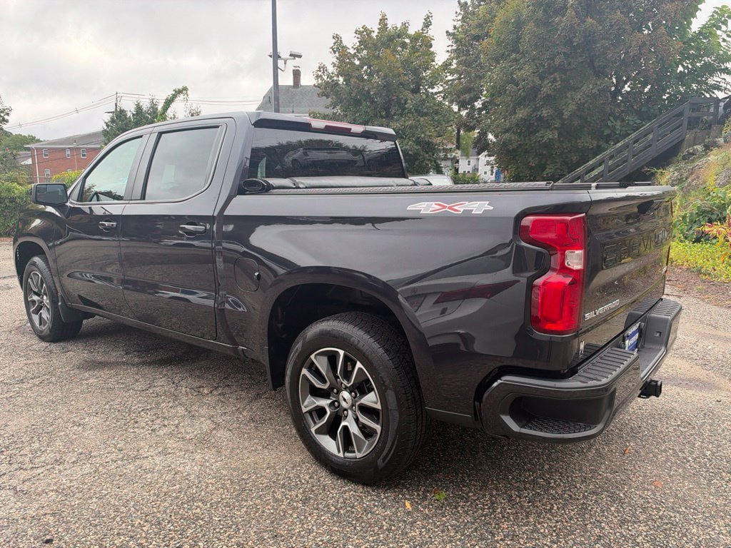 Used 2023 Chevrolet Silverado 1500 RST AWD/4WD image 4