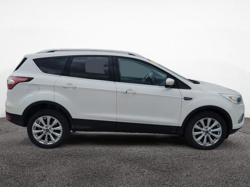 Used 2017 Ford Escape Titanium w/ Equipment Group 301A AWD/4WD image 8