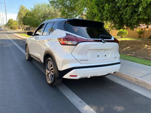 Used 2021 Nissan Kicks SR FWD image 70
