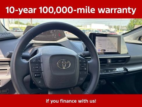 Used 2025 Toyota Prius LE FWD image 25