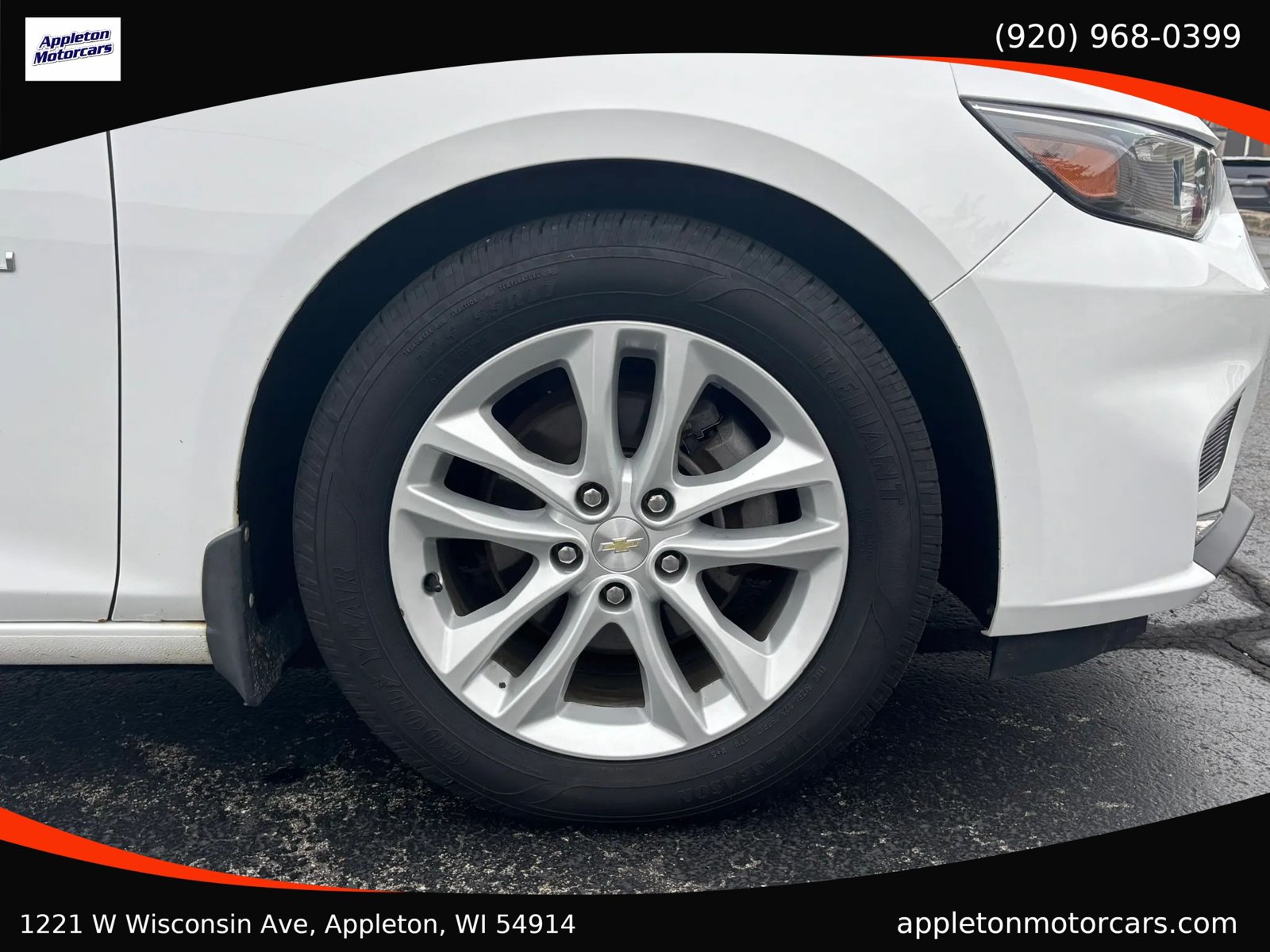 Used 2018 Chevrolet Malibu LT FWD image 16