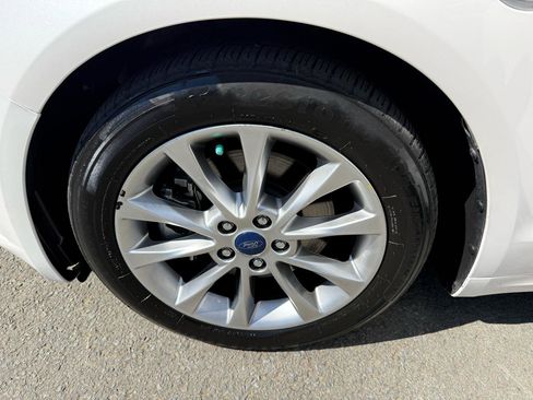 Used 2017 Ford Fusion Energi SE image 35