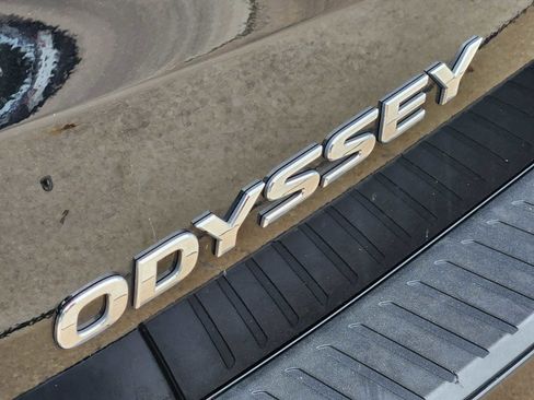 Used 2023 Honda Odyssey EX-L image 11