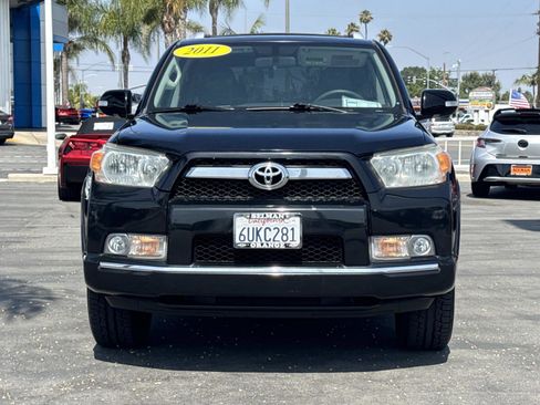 Used 2011 Toyota 4Runner SR5 w/ Convenience Pkg RWD image 2