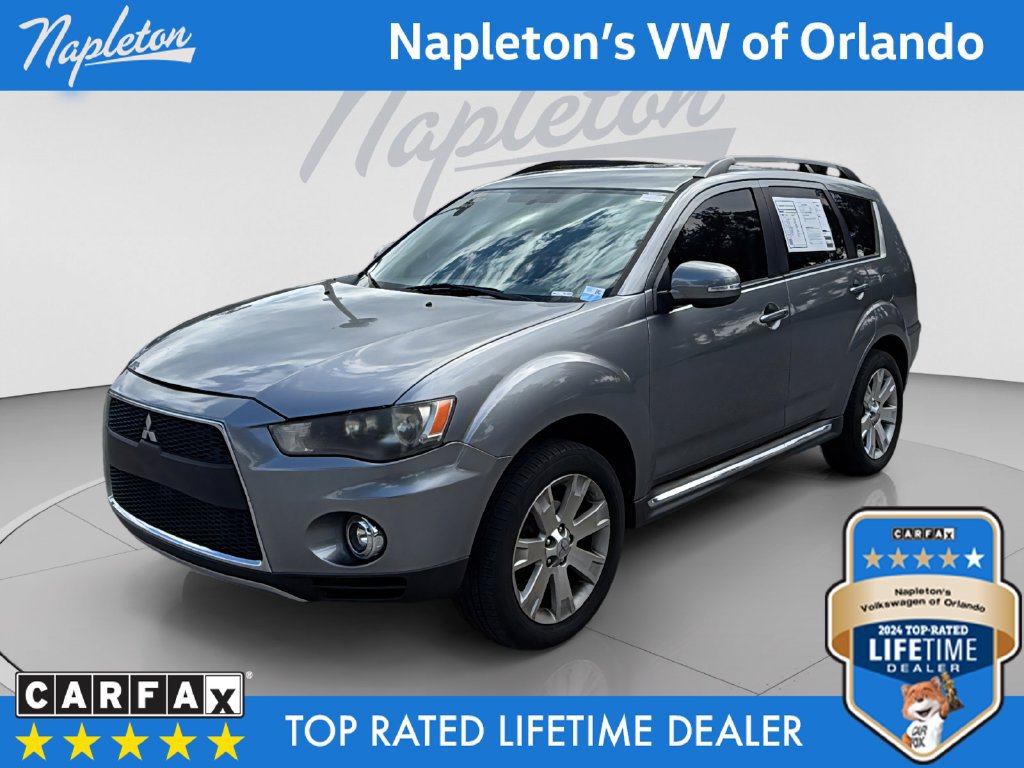 Used 2013 Mitsubishi Outlander SE FWD image 1