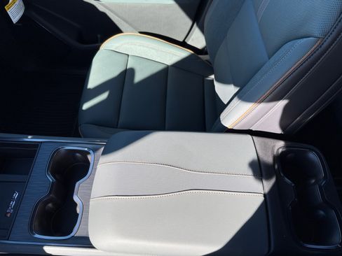 New 2026 GMC Acadia AT4 image 14