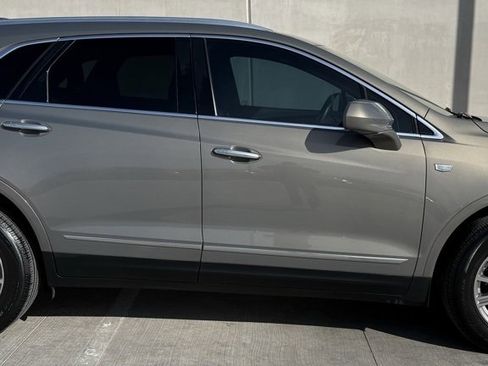 Used 2018 Cadillac XT5 Luxury image 3