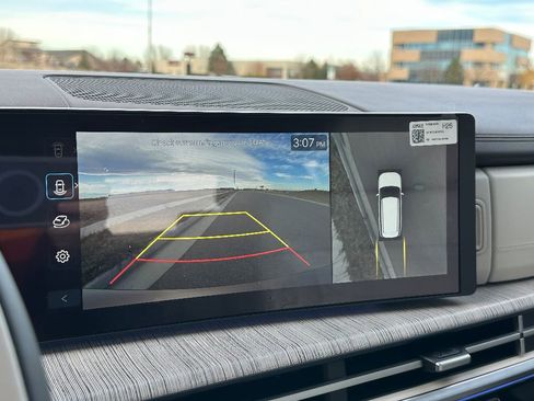 Used 2025 Hyundai Santa Fe Calligraphy image 16