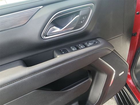 Used 2022 GMC Yukon SLT image 13