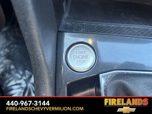 Used 2023 Volkswagen Tiguan SE R-Line image 24