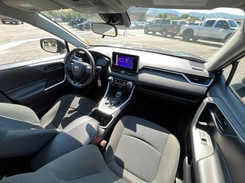 Used 2024 Toyota RAV4 LE AWD/4WD image 20